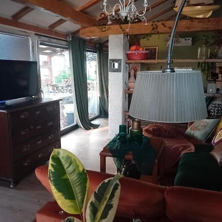 Rose Room 40M2 With Terrace 25M2 In Greeny Area For 4 Person Любляна Екстер'єр фото
